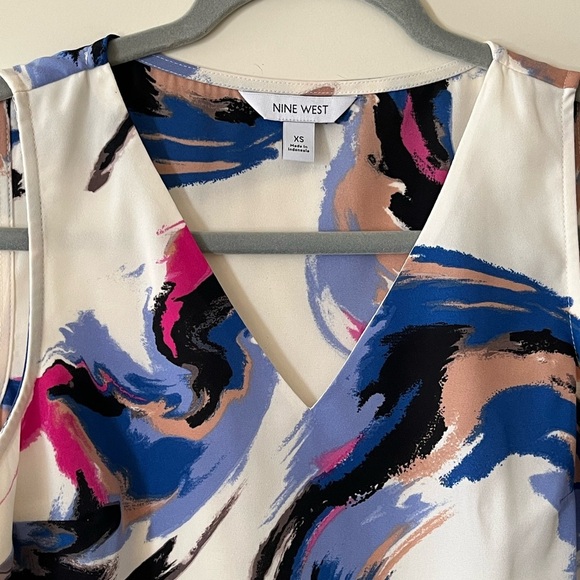 NWT Nine West Vibrant Sleeveless Blouse Women’s Size XS - Picture 5 of 13